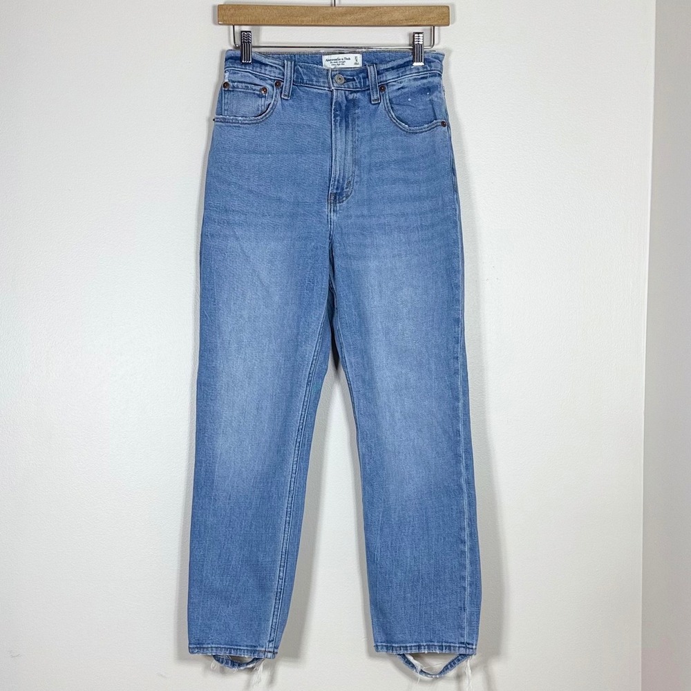 Abercrombie & Fitch High Rise Ankle Straight Jeans Size 4R Curve Love Light Wash